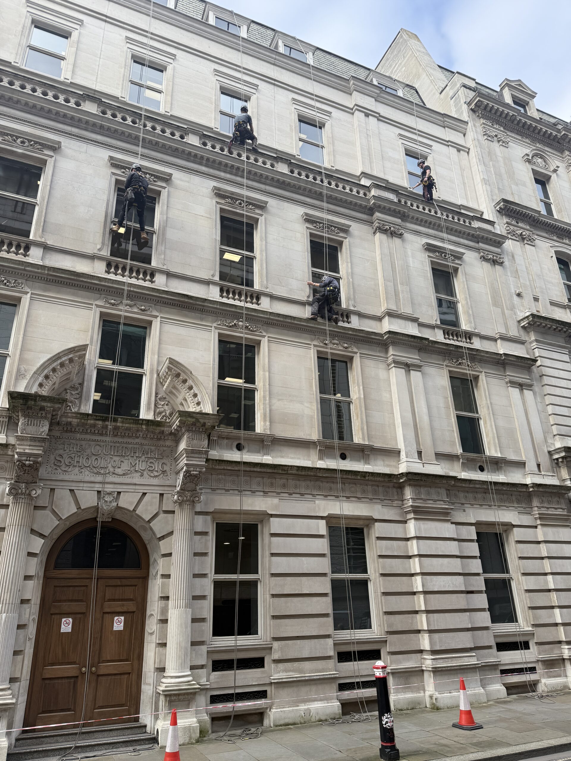 Restoring Charm at Height: Sash Window Painting in London