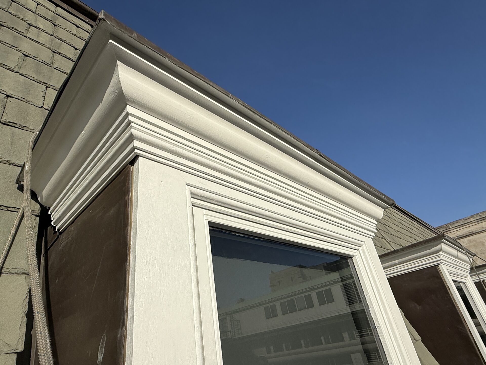 Restoring Charm at Height: Sash Window Painting in London